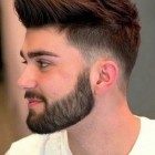 Férfi frizura 2022